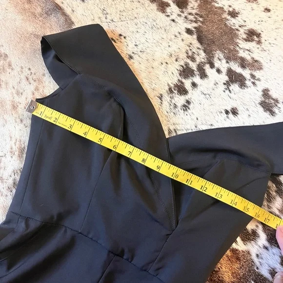 HOUSE OF CB Black Bella Jumpsuit Off The Shoulder Size Small - Picture 8 of 12